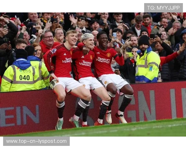 曼联与切尔西的阵容对比，谁能在英超争夺更高荣誉，曼联vs切尔西谁厉害